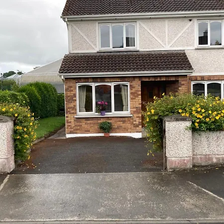 Entire House In On Shannon